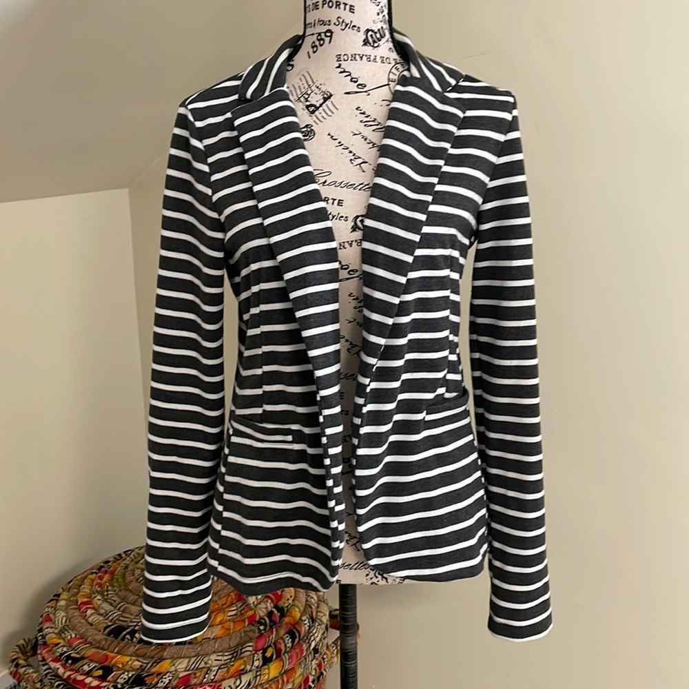 Xhilaration Charcoal Grey and White Stripe Casual Open Front Blazer EUC SZ M